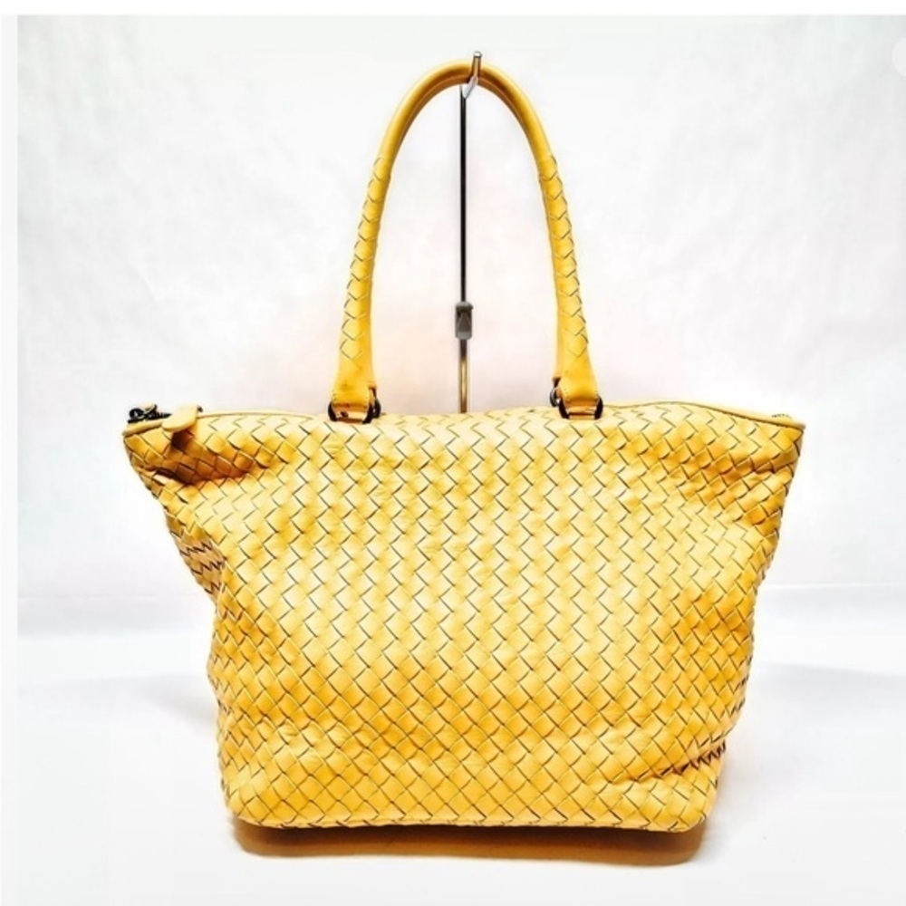 Bottega Veneta leather bag